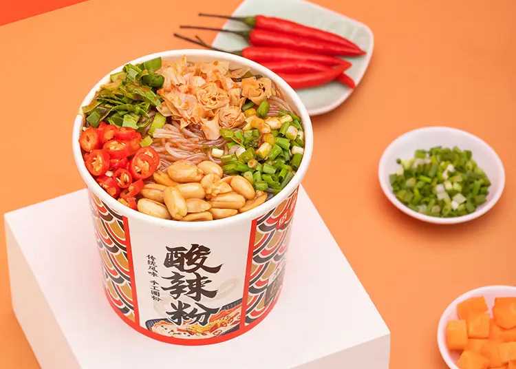 【品質(zhì)之選】桶裝泡面封口包裝生產(chǎn)線：攜手陳村、楊掌柜、金華、顧大嫂、統(tǒng)一，共鑄食品包裝新篇章