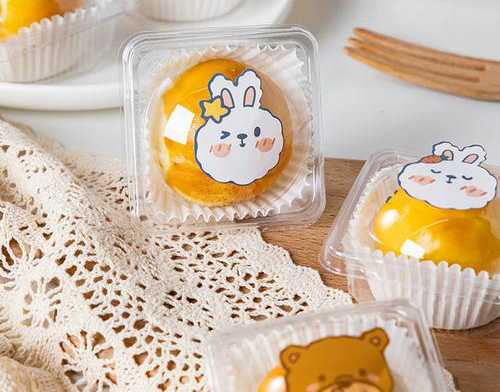 全自動蛋黃酥盒裝月餅托盤泡殼封口機(jī)：傳承經(jīng)典，創(chuàng)新包裝