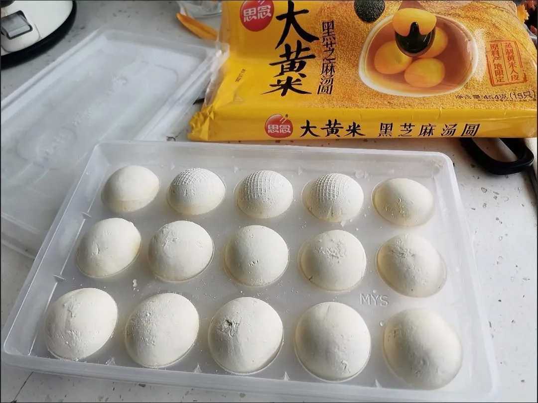 智凍未來(lái)，包攬高效：呂工機(jī)械開啟速凍食品包裝新紀(jì)元