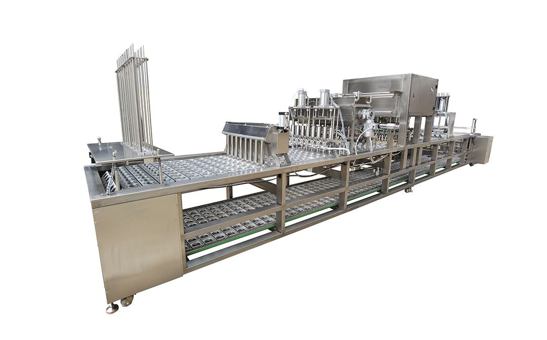 LG-820 塑料杯灌裝封口機.jpg